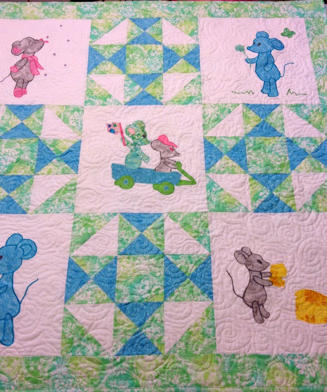 Mouse quilt from http://www.homesewnbycarolyn.com