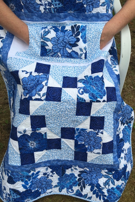 http://www.HomeSewnByCarolyn.com - Blue Floral Lovie Lap Quilt with Pockets