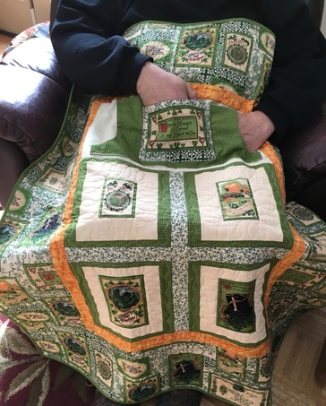 Irish Lovie Lap Quilt with Pockets, http://www.homesewnbycarolyn.com