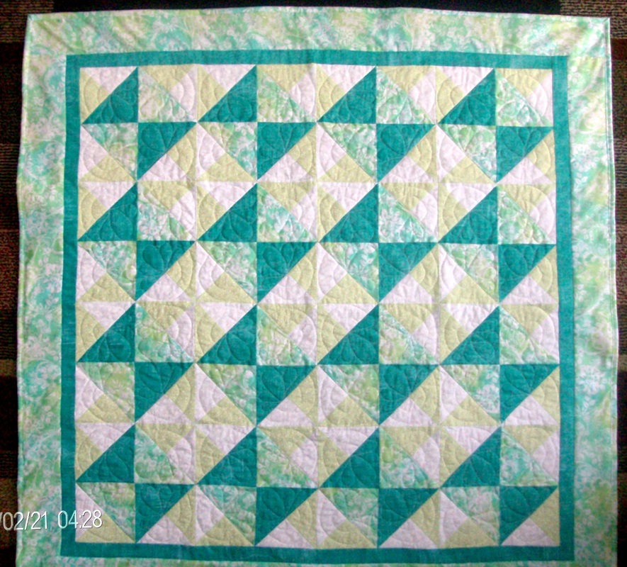 Quilt Blog-Baby Quilt by Homesewn by Carolyn