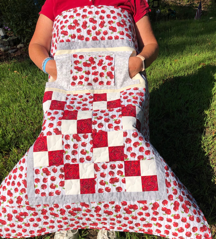 Apples Lovie Lap Quilt with Pockets
