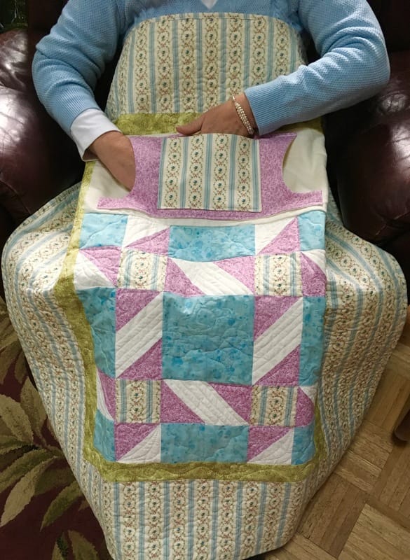 Lovie Lap Quilt with Pockets from http://www.HomeSewnByCarolyn.com