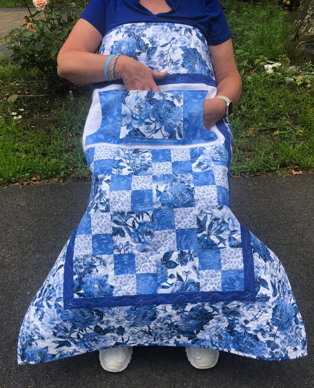 Blue and White Floral Lap Quilt with Pockets