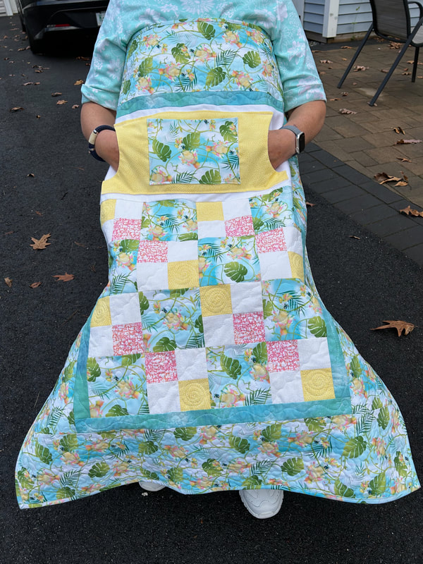 Tropical Lovie Lap Quilt with Pockets/last minute holiday ideas