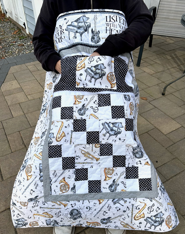 Musician's Lovie Lap Quilt with Pockets  , wheelchair lap quilts : Last minute holiday ideas
